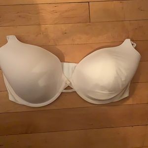 Victoria’s Secret White Sexy Tee Bra 36DD
